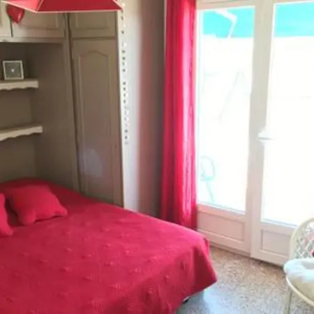 Apt With Terrace At 10min Walk From The Beach Saint-Raphaël